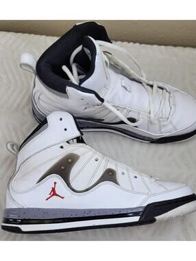 JORDAN Flight TR 97 2011 White cement heel Sneakers Size 7Y men's 6.5-7 Wom 8.5